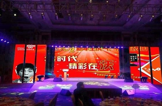 Modulo Schermo Elettronico LED 7680HZ P4.81mm 1R1G1B Cartellone Digitale LED