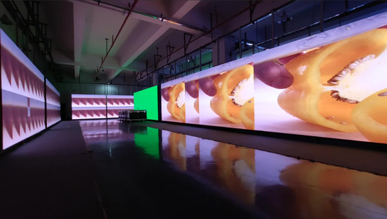 ferro all'aperto dell'esposizione di colore pieno delle pareti di 300W P8 P10 LED il video impermeabilizza il ² di 7000cd/M