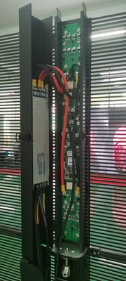 Display a LED trasparente al 75% Spazio di installazione per interni / esterni