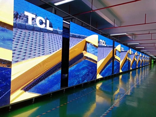 Display LED a colori interni da 6500K con refresh rate da 1920Hz a 3840Hz