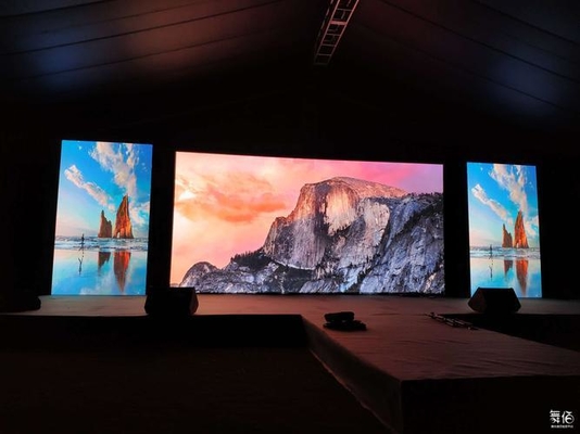 All'aperto dell'interno del video della parete di colore pieno P3.91 schermo dietro le quinte locativo di eventi LED