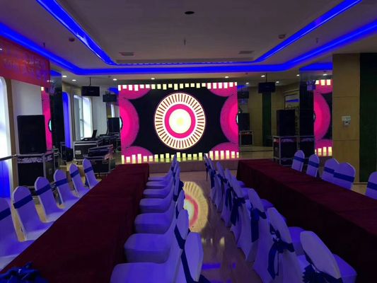 Schermo LED per interni a piccoli pixel