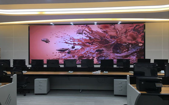 Schermo LED per sale riunioni ad alta risoluzione e alto refresh