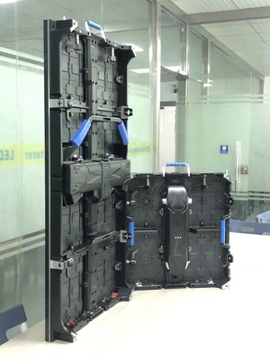 La pubblicità dell'interno portatile ha curvato la ricerca principale dello schermo di visualizzazione P3.91 900cd 43