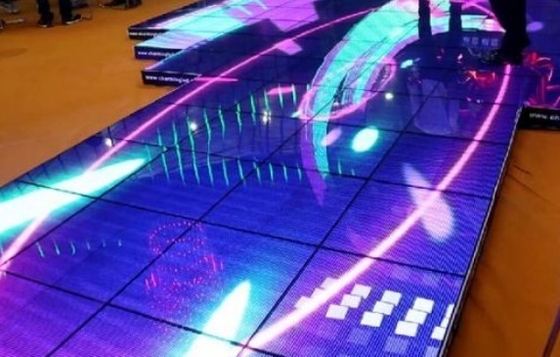 LONGDA P5.95 Dance Floor riveste il modulo di pannelli principale SMD1921 dell'esposizione per il centro espositivo