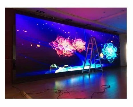 pixel LED di ricerca di 600cd/m2 1/40 il piccolo visualizza il controllo dell'interno di Novastar dello schermo di P2 LED