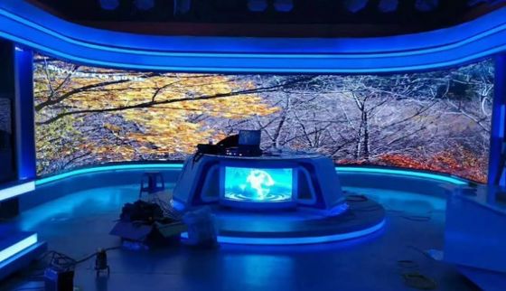 Pannello Display Matrice Modulo Flessibile LED 3840Hz ISO14001 Installazione a Ventosa Magnetica