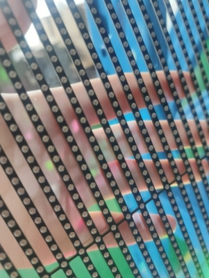 La pubblicità trasparente dello schermo di vetro LED di 50cm x di 100 visualizza il FCC del ODM di 32873 pixel