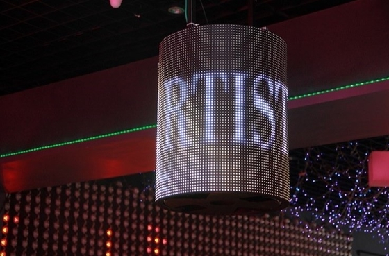 Distorsione flessibile di colore pieno 700cd/m2 del modulo di P4 RGB IP43 LED anti