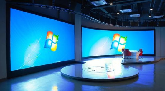 Display LED a piccolo passo P1.875 Cabinet ultra-sottile da 600*337,5 mm per animazione